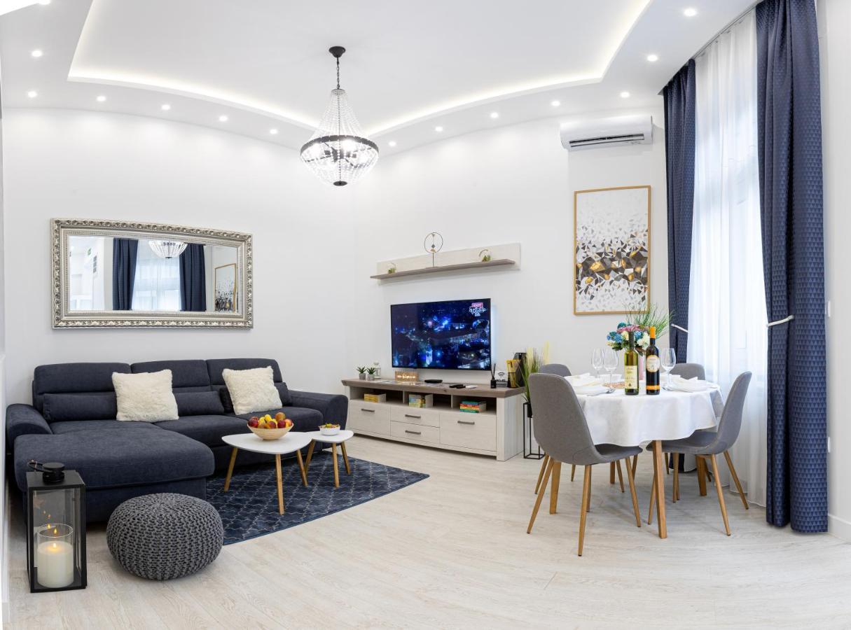 Theatre Square Apartments Novi Sad Eksteriør bilde