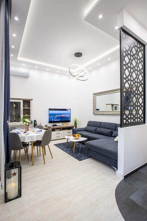 Theatre Square Apartments Novi Sad Eksteriør bilde