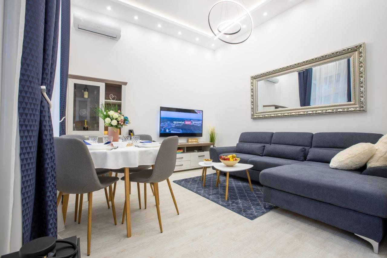 Theatre Square Apartments Novi Sad Eksteriør bilde