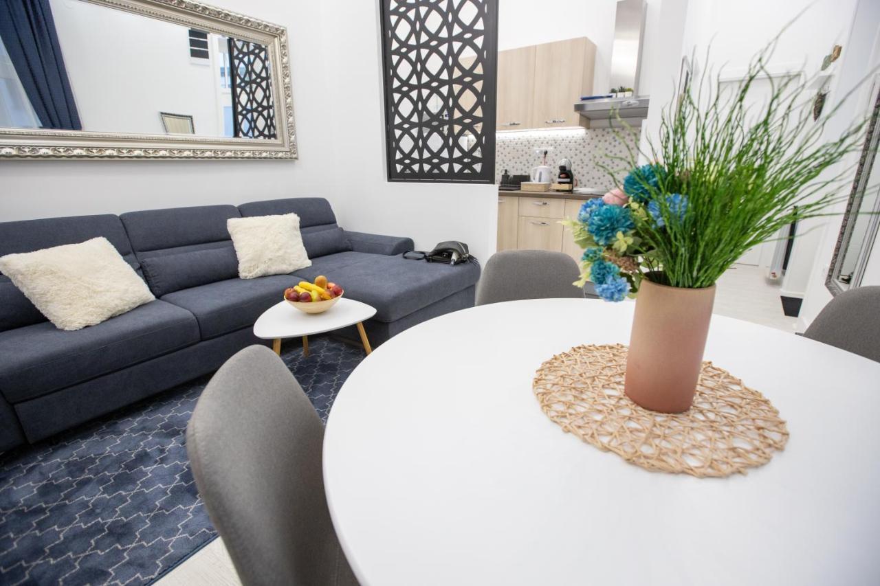 Theatre Square Apartments Novi Sad Eksteriør bilde