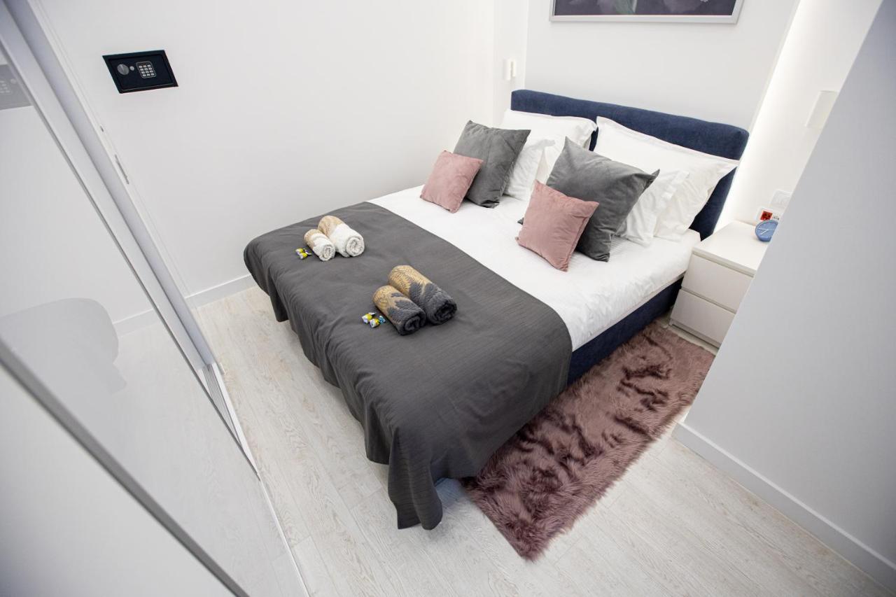 Theatre Square Apartments Novi Sad Eksteriør bilde