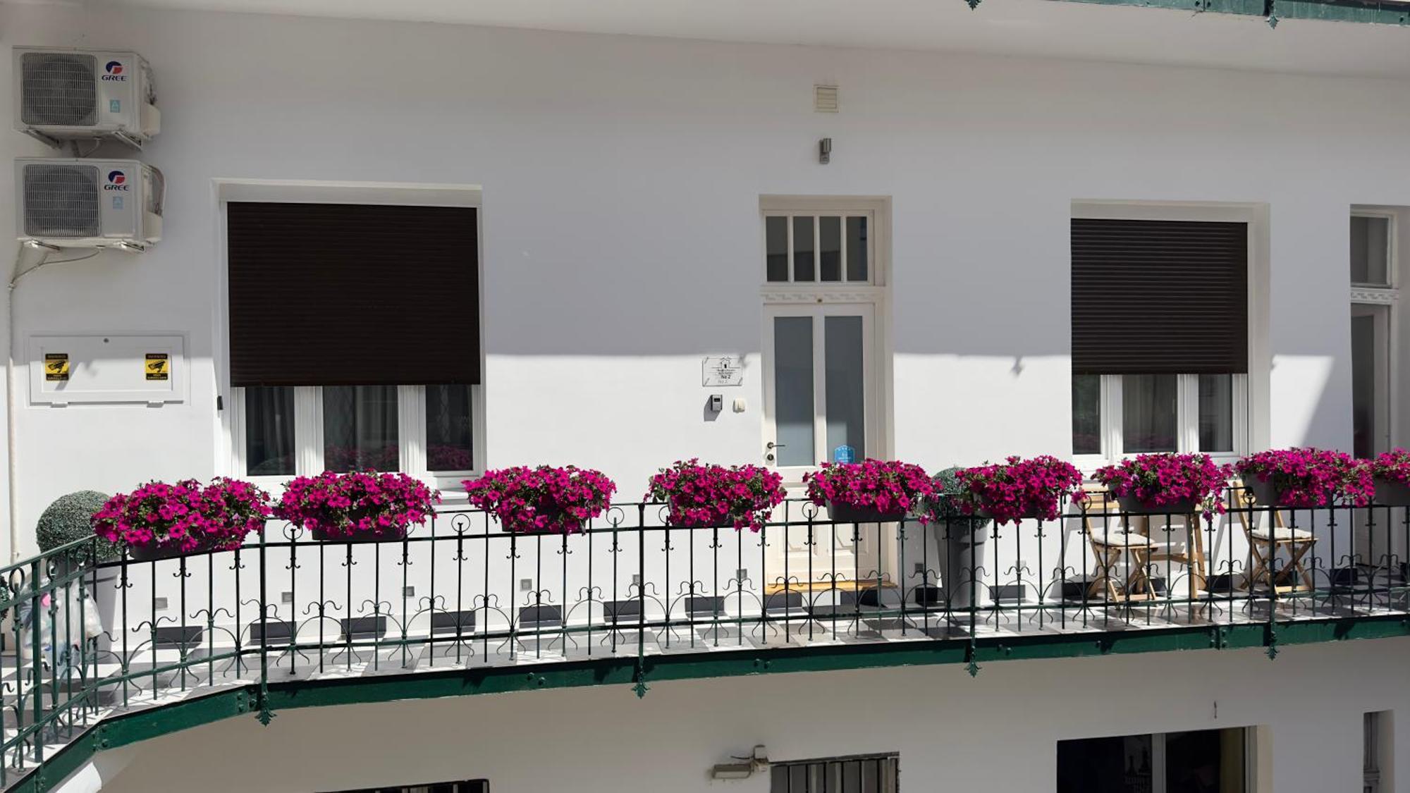 Theatre Square Apartments Novi Sad Eksteriør bilde