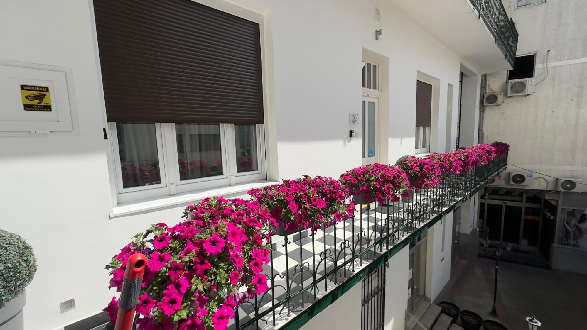 Theatre Square Apartments Novi Sad Eksteriør bilde
